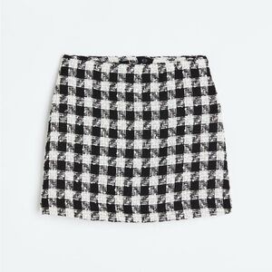 NWT!! Houndstooth Mini Skirt